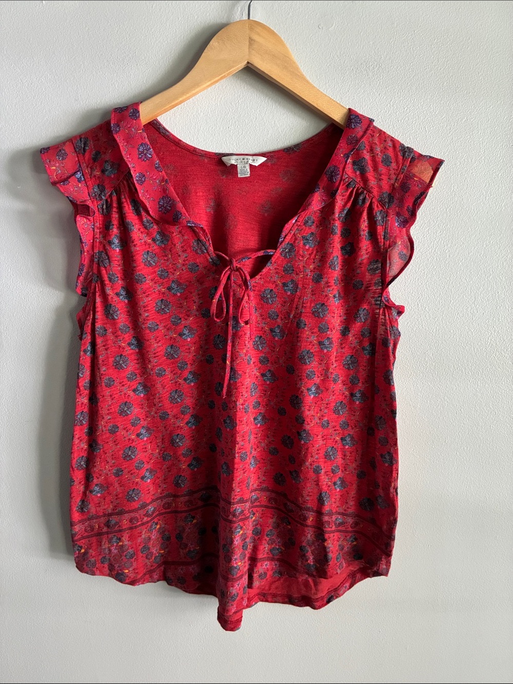 Lucky Brand L Floral Ruffle Sleeve Tie Neck Blouse Red Boho Peasant Top
